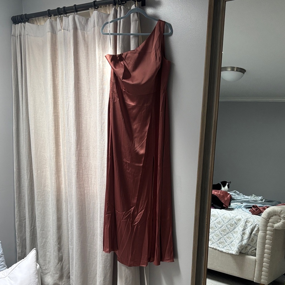 Elegant One-Shoulder Dress in Dessert Rose